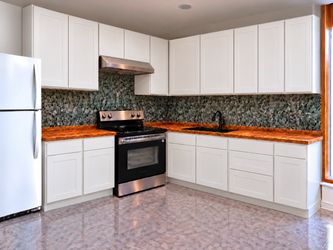 White kitchen set