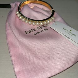 kate spade- pearly delight - pearl and rose gold- hinge bangle bracelet-NWT- $98