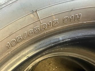 PRIUS TIRES 195/65/15 YOKOHAMA (BLUE EARTH) 2 TIRES/ LIKE NEW