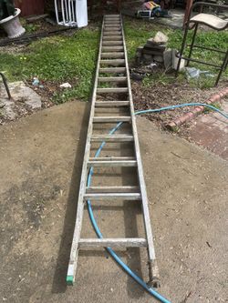Heavy duty aluminum, 40 ft ladder