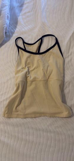 Butter yellow exercise shirt