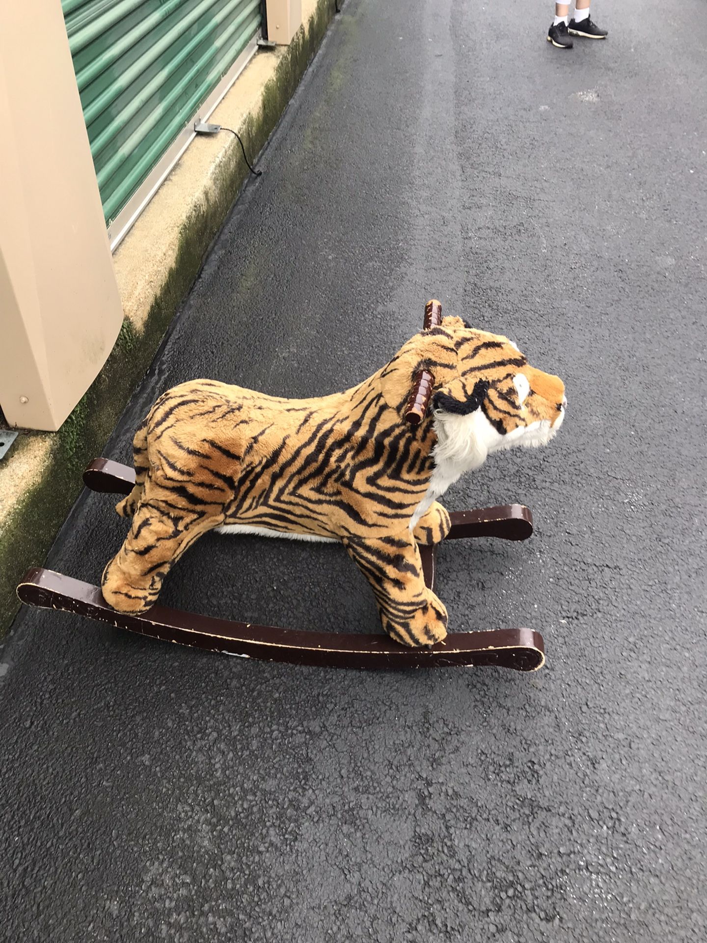 Tiger Rocker