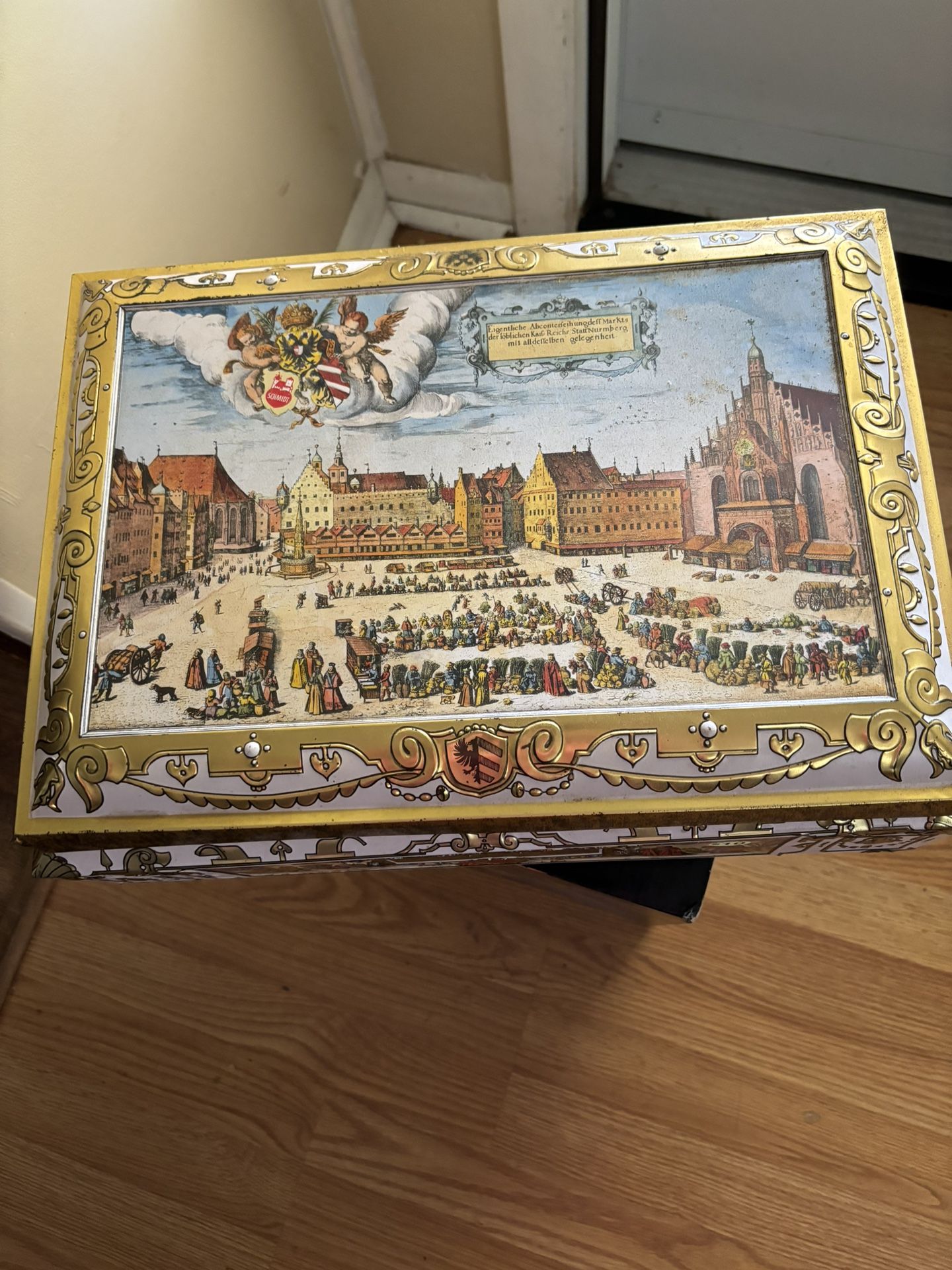 Vintage E Otto Schmidt Tin Large Cookie Box German Lebkuchen Nurnberg Gold HTF
