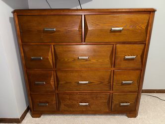 4-Piece Matching Wood Bedroom Set