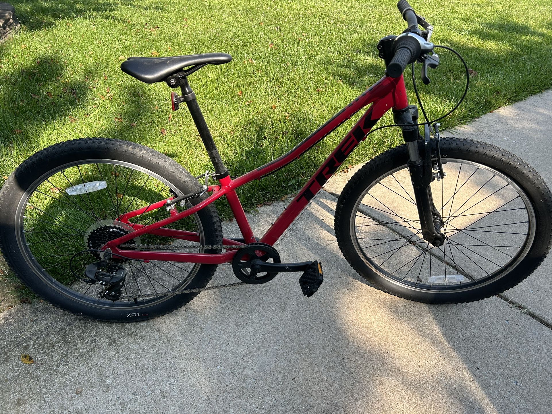 Trek Pre-Caliber 24” 8 Speed