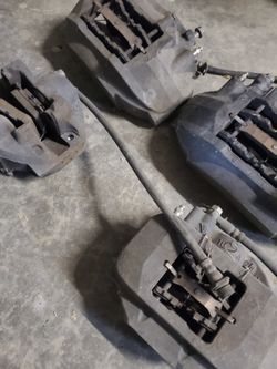 Lexus LS460 Brake Calipers