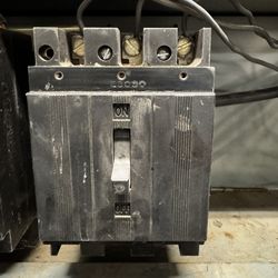 E3030 Breaker And E2100 Breaker Westinghouse 