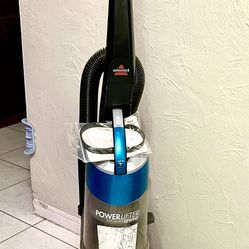 BISSEL POWERLIFTER VAC