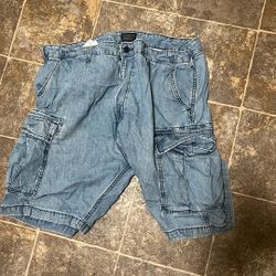 Mens Levi Shorts With Side Pockets Size 40