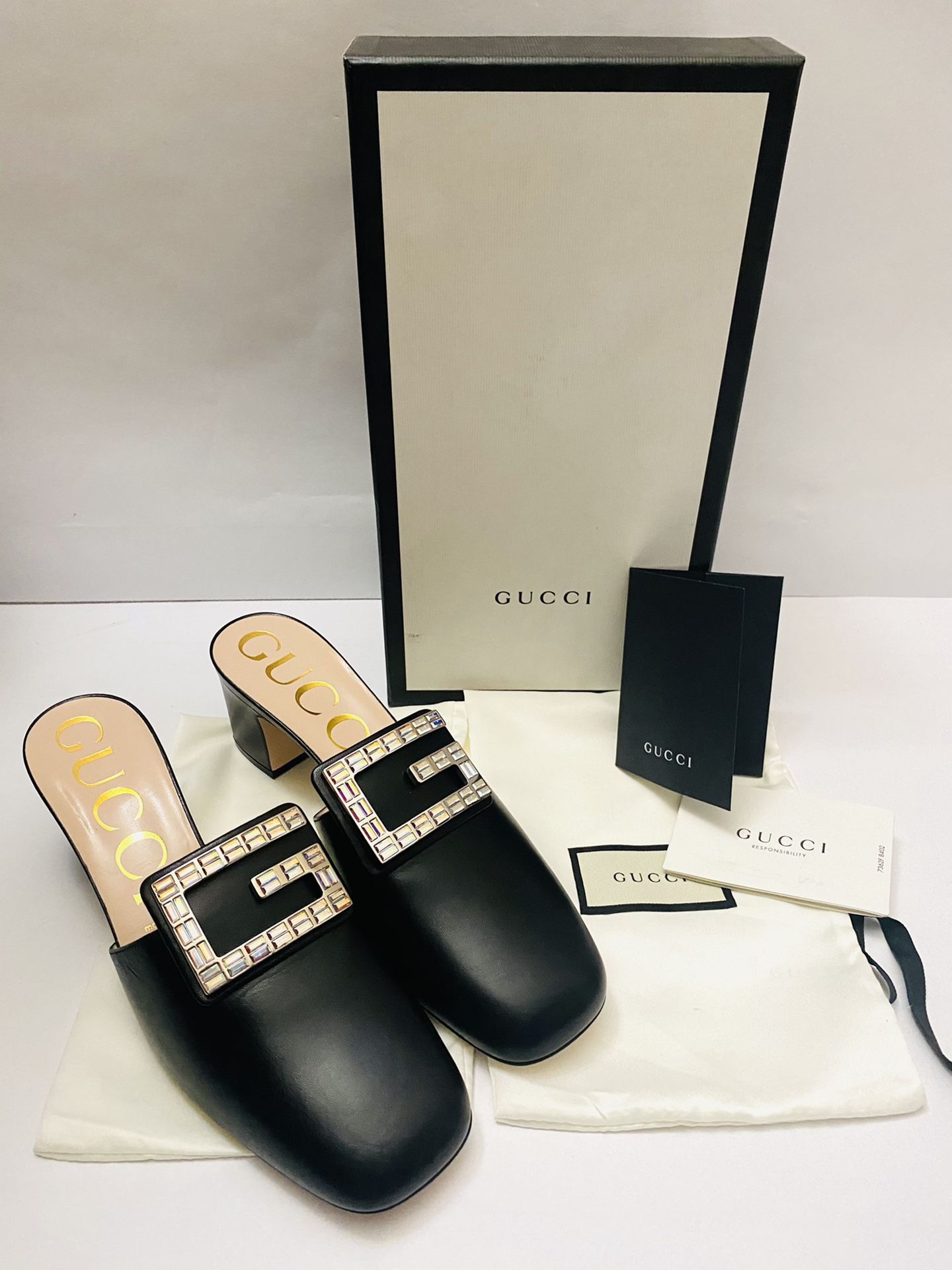 GUCCI Madelyn Crystal Black Leather Mules Slides Shoes 551439 SIZE 40 (Regular Price $890)