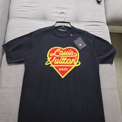 Louis Vuitton Shirt - Large.