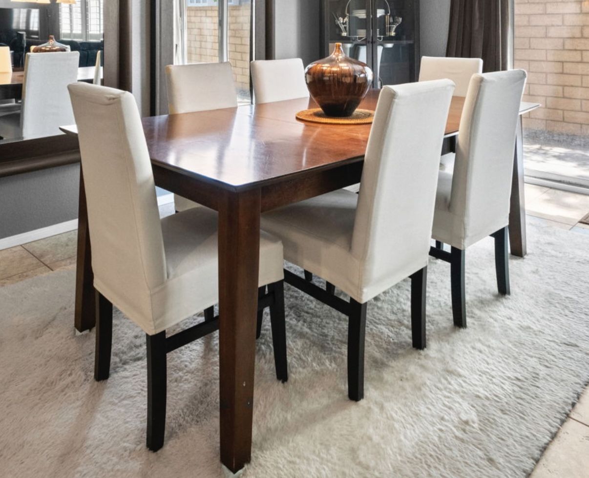 Dining Table w/6 Chairs