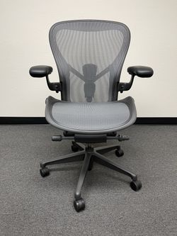 Herman Miller Remastered Aeron Size C (Large)