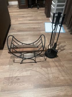 Fireplace tool set