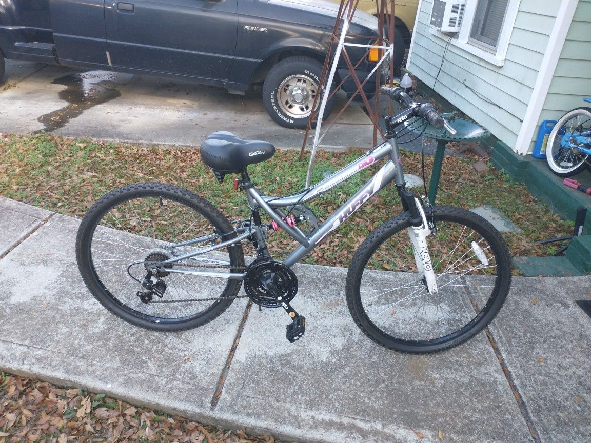 Ladies 26" Huffy Mountain Bike