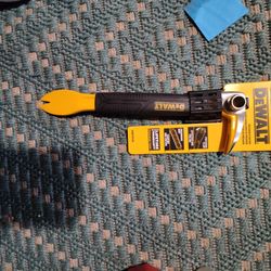 DeWalt  Claw Bar 