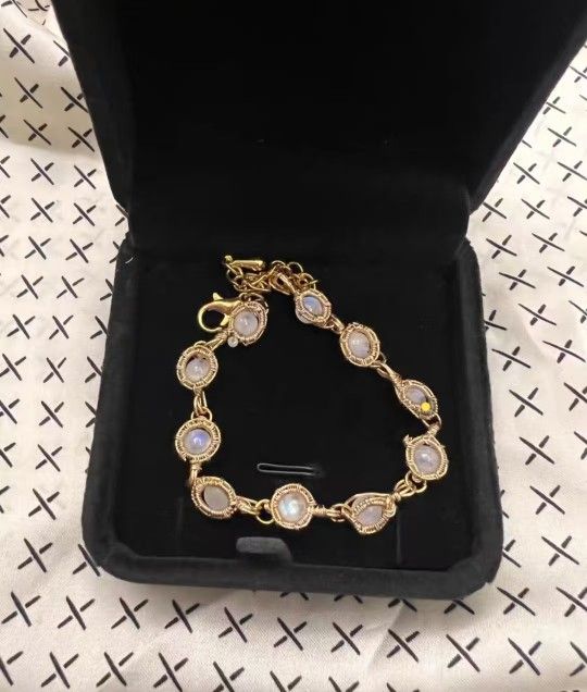 K Gold Hand-Wound Natural Moonstone Bracelet｜Culti Design Light Shining｜Fairy style Ins Light Luxury Jewelry