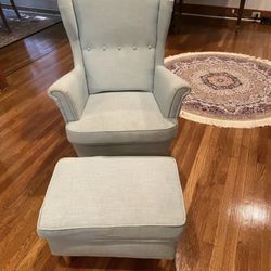 Armchair With Ottoman