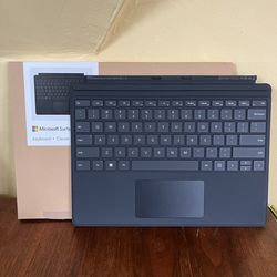 New Microsoft Surface Pro Keyboard in Black