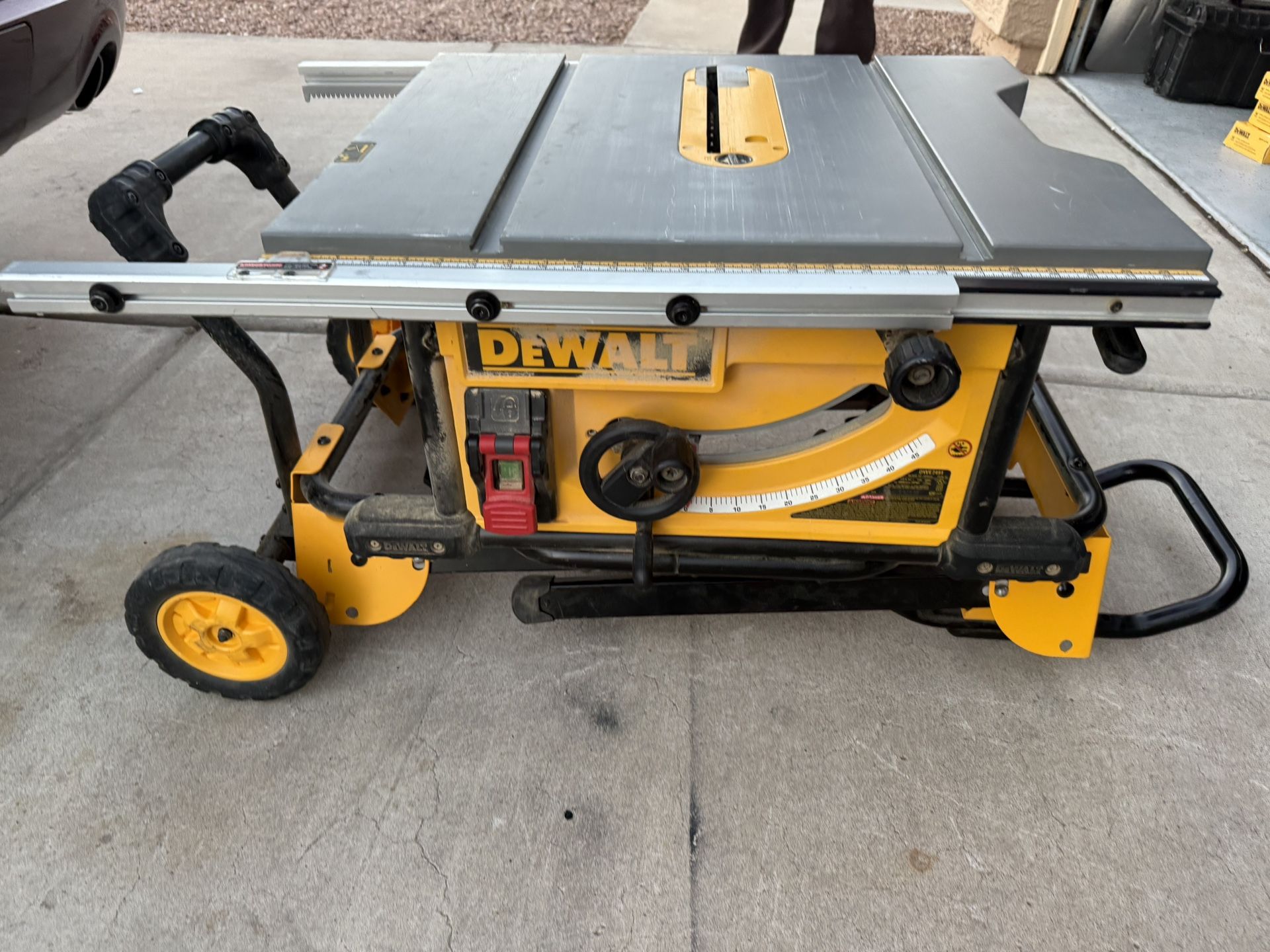 Dewalt Table Saw
