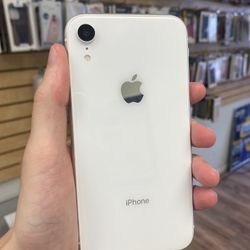 iPhone XR 128GB White Unlocked