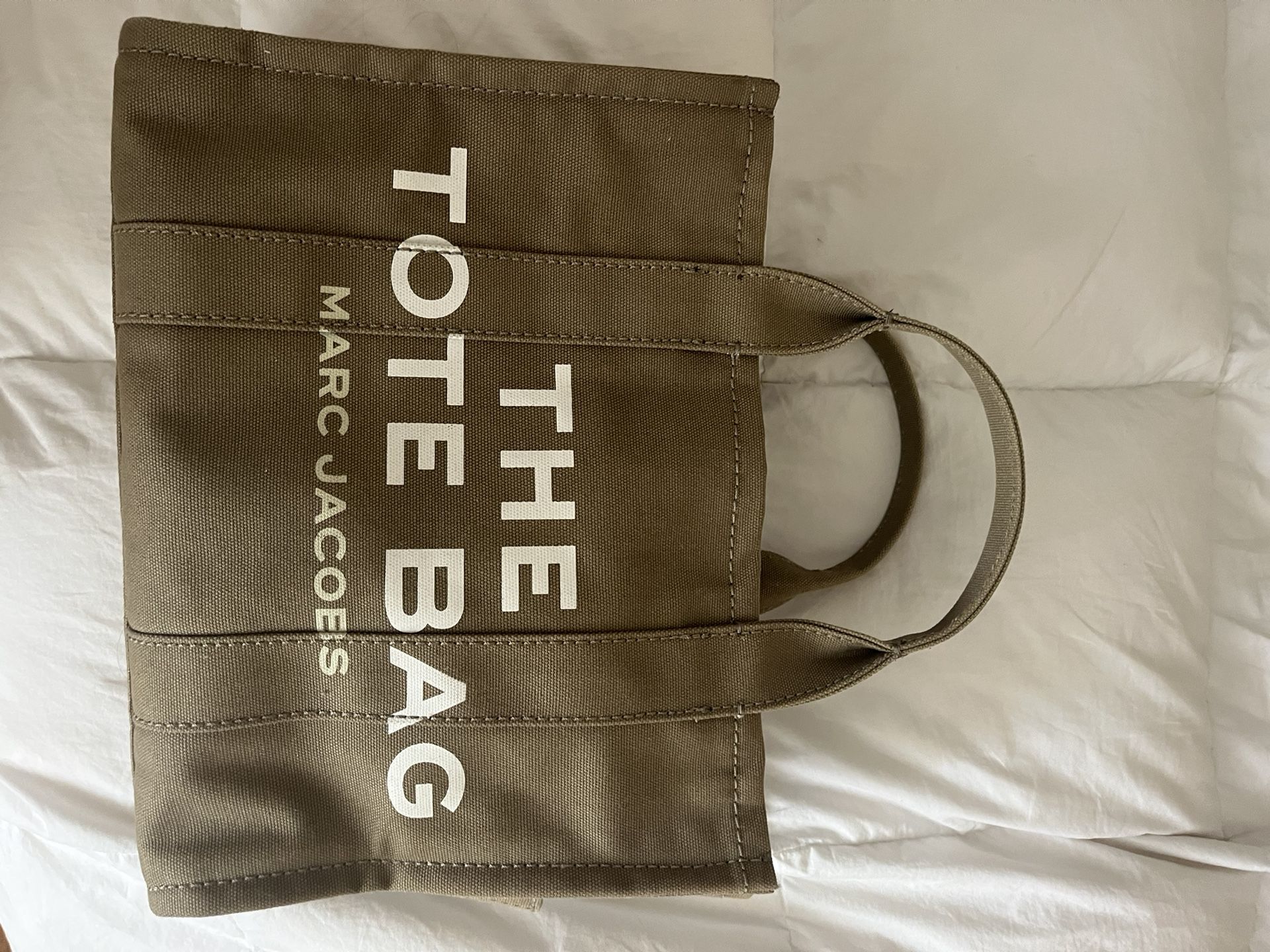 Marc Jacobs The Tote Bag