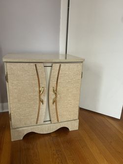 Bedside table