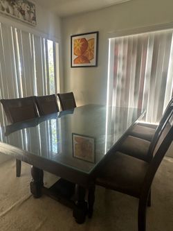 Mahogany wood table 8 chair table (Check description)