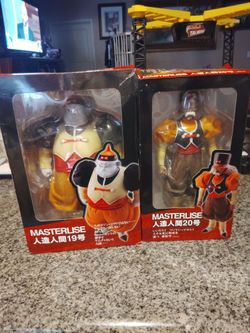 Vintage dragon Ball z characters set Big and heavy