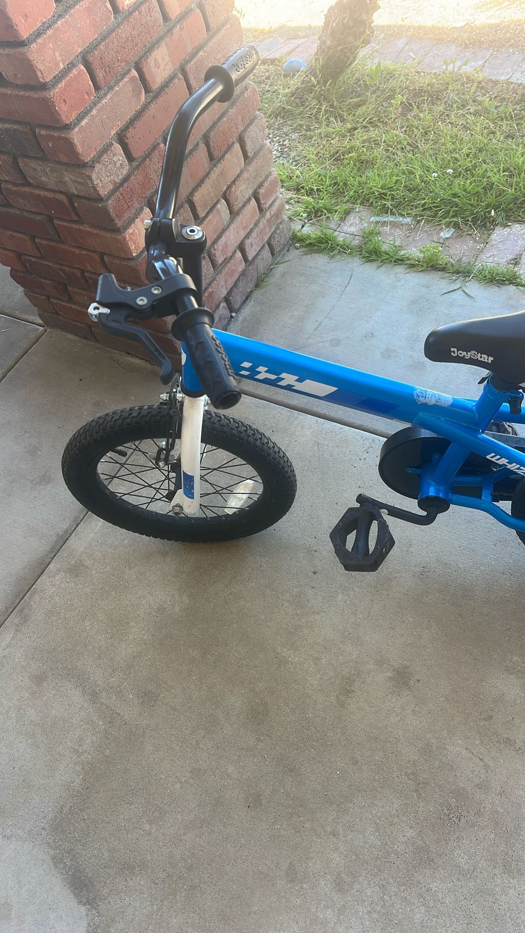 Kids Bike With Training Wheels