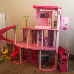 Doll House 