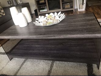 Stehle Coffee Table Set 