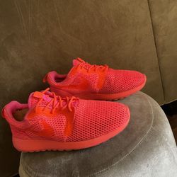 Women's Nike Roshe One Hyperfuse