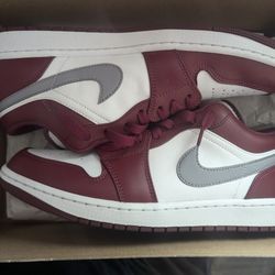 Air Jordan 1 Low White Bordeaux