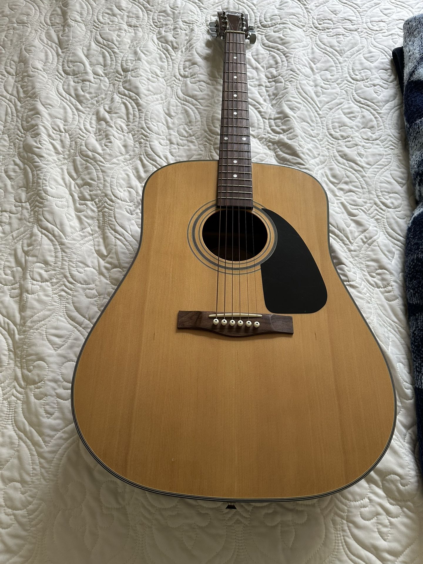 Fender acoustic Guitar