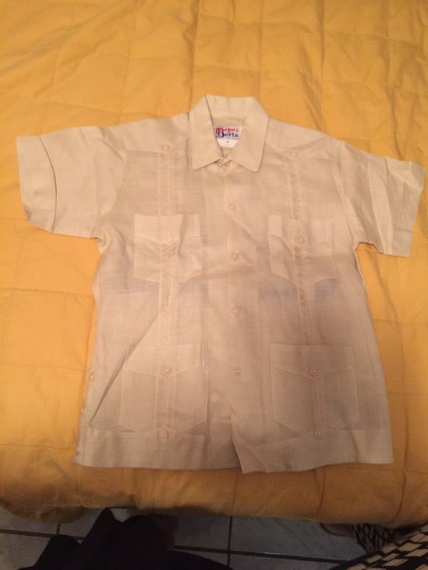 Boy Beige Guayabera from Pepe y Berta Size 8 New