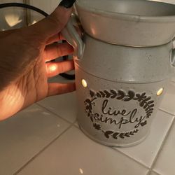 Scentsy Live Simply Wax Warmer