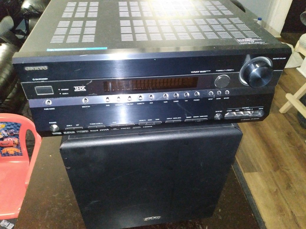 Onkio Receiver And Infinity Subwoofer 