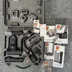 Zhiyin Crane 3S Pro Bundle Gimbal