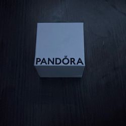 Pandora Ring Size 6