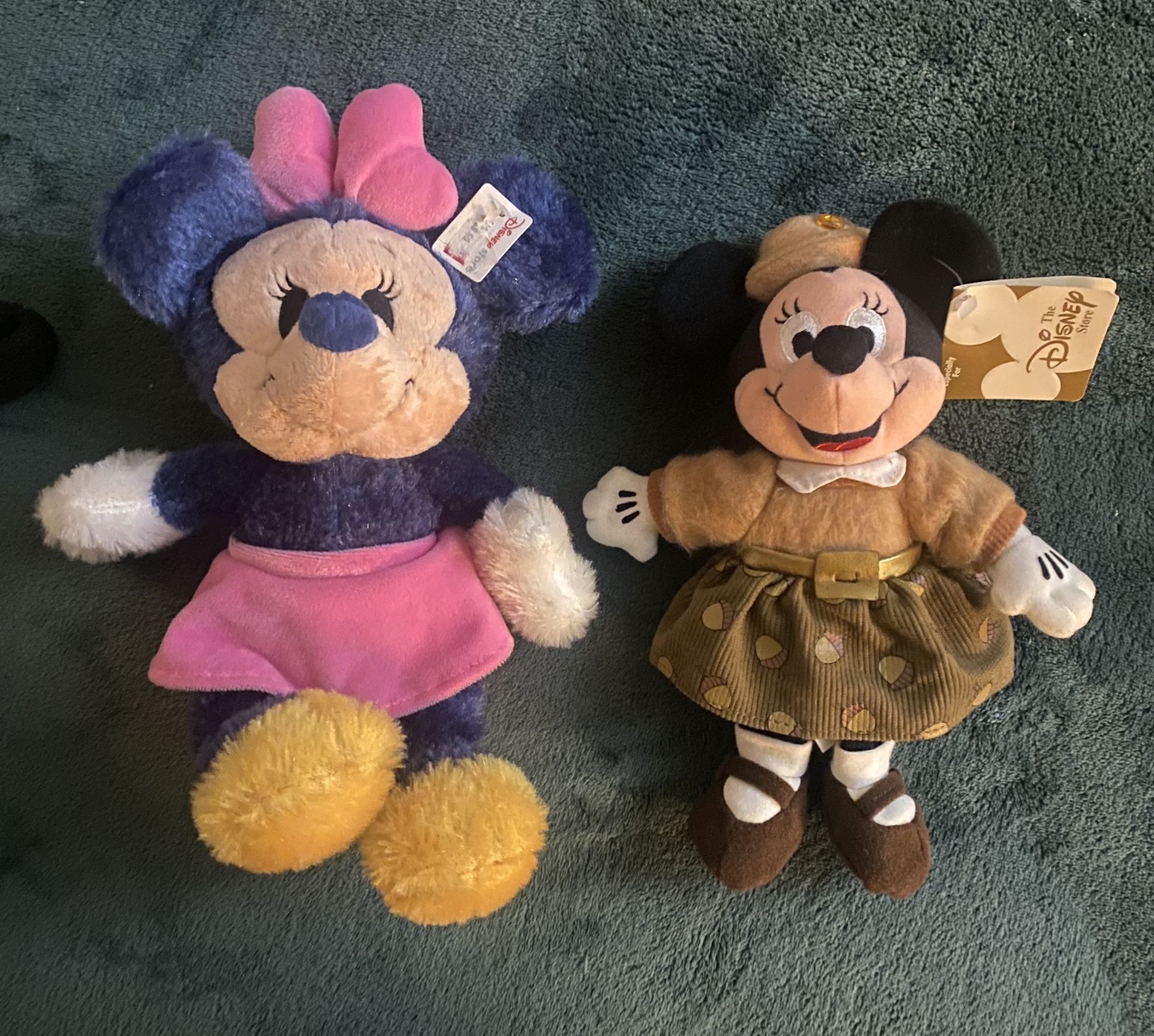 2 Minnie Mouse- New