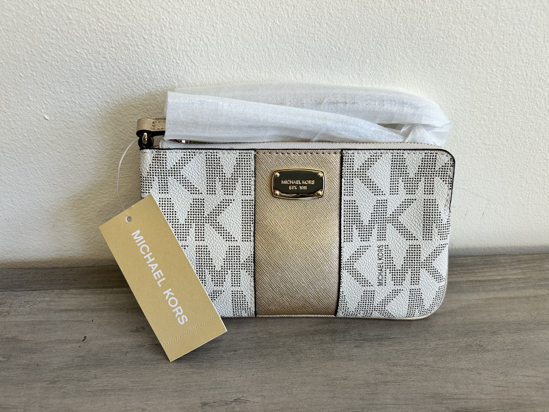 Michael Kors Wristlet