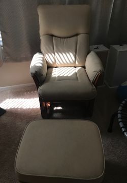 Glider with all the bells and whistles