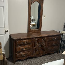 Wood Vantage Drawer Dresser With 2 Mirror 