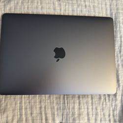 13” MacBook Pro M1 16gb 1TB