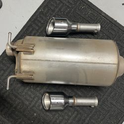 2019 Dodge Ram 1500 OEM MUFFLER And Tips 