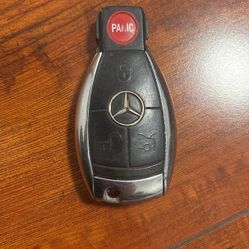 Mercedes Key