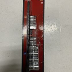 Husky 1/4, 3/8, 1/2 in. E-Torx Socket Set (missing 2 Pieces)