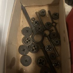 tap and die set