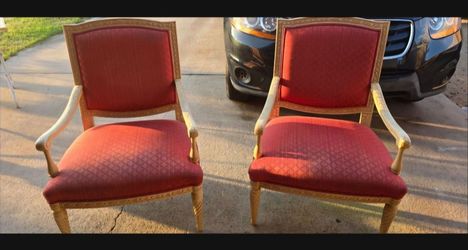 Pair of Red Upholstered Armchairs/ par de sillas